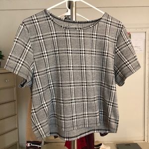 American eagle cropped plaid top